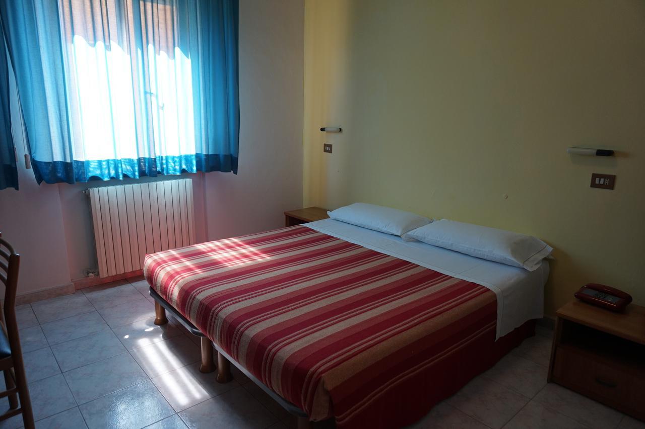 Hotel San Marco Pesaro Exterior foto